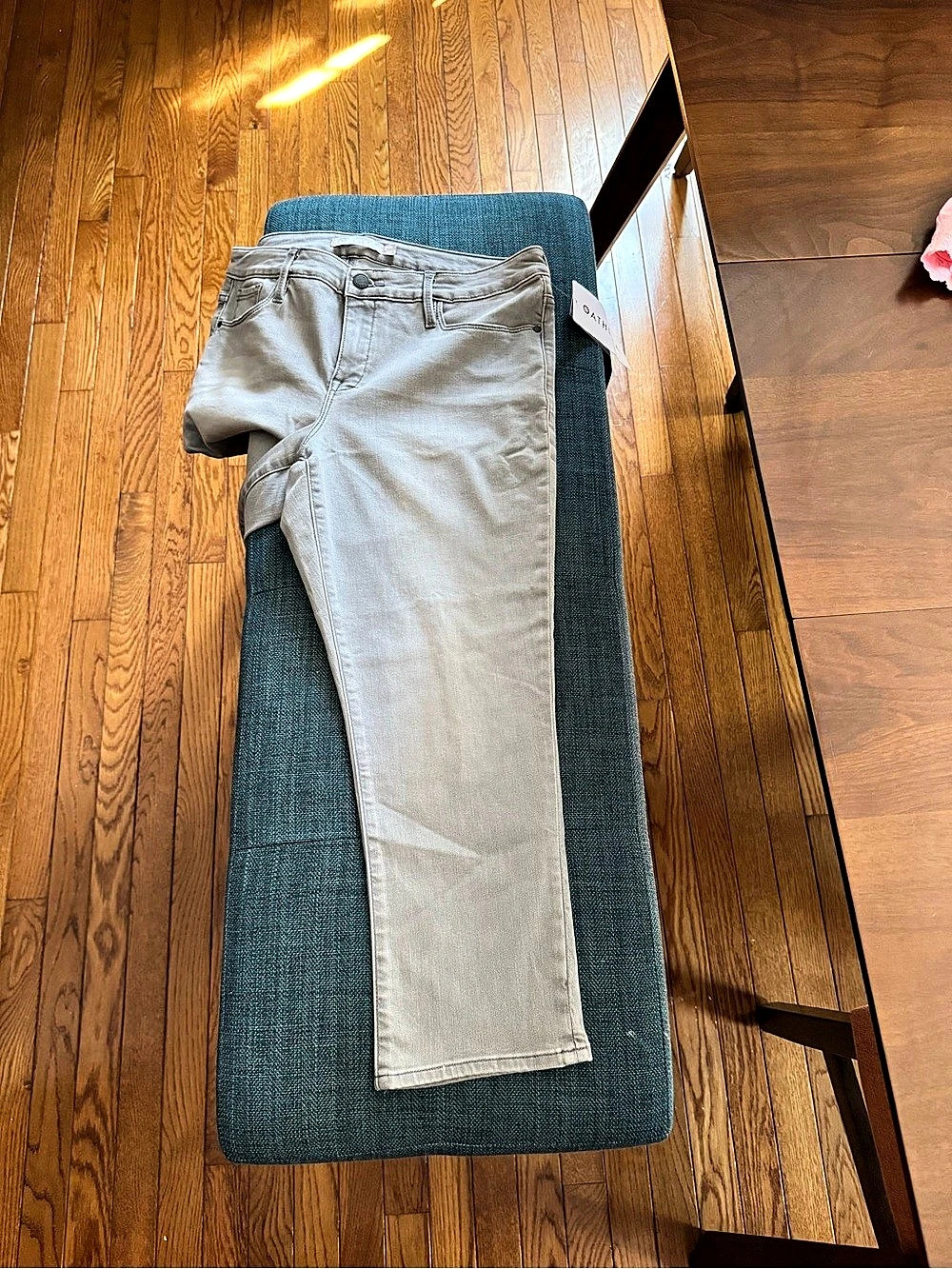 Athleta Sculptek Skinny Crop Jean in Gray Size 14P NWT